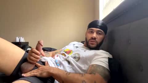 Snapshot of thepipe_layer chatting on 2, 1, 2025 ThePipe online show from 2, 1, 2025