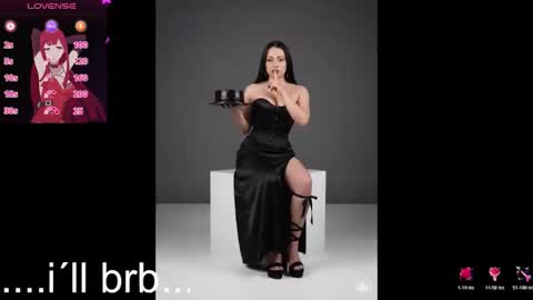 Snapshot of thequeenbella chatting on 4, 11, 2025 bella saritta online show from 4, 11, 2025