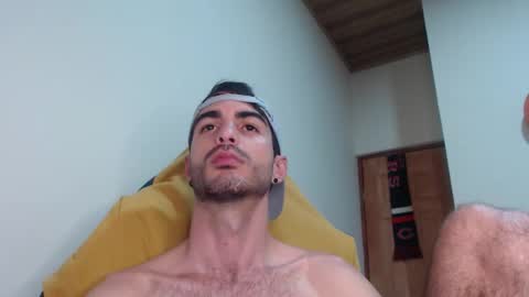 Snapshot of therazhanen chatting on 18, 1, 2026 Santiago Enrique online show from 18, 1, 2026