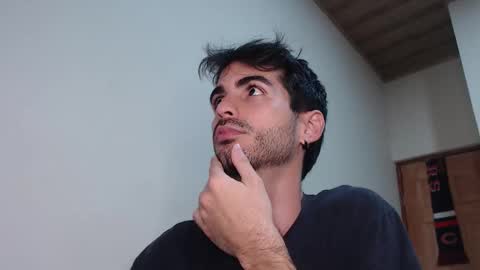 Snapshot of therazhanen chatting on 18, 2, 2026 Santiago Enrique online show from 18, 2, 2026