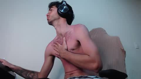 Snapshot of therazhanen chatting on 24, 2, 2026 Santiago Enrique online show from 24, 2, 2026