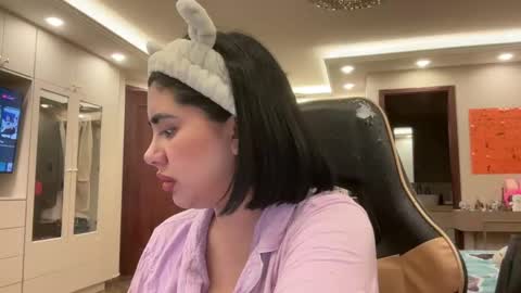 therealcamilabaddie online show from 17, 10, 2025