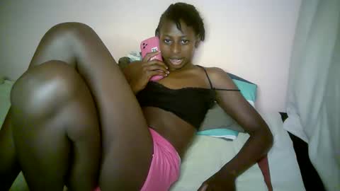 Snapshot of therry_heart chatting on 13, 9, 2025 hearty online show from 13, 9, 2025