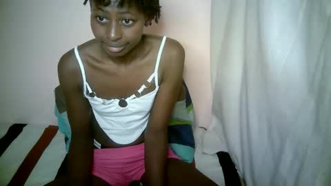 Snapshot of therry_heart chatting on 17, 9, 2025 hearty online show from 17, 9, 2025