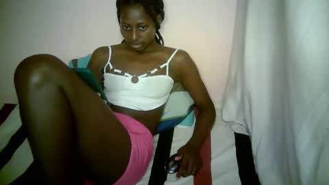 Snapshot of therry_heart chatting on 18, 9, 2025 hearty online show from 18, 9, 2025