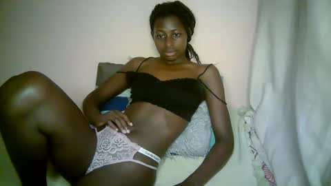 Snapshot of therry_heart chatting on 27, 9, 2025 hearty online show from 27, 9, 2025