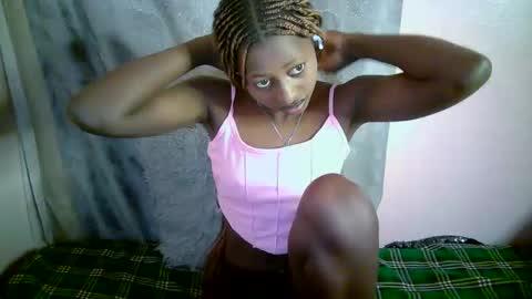 Snapshot of therry_heart chatting on 15, 11, 2025 hearty online show from 15, 11, 2025