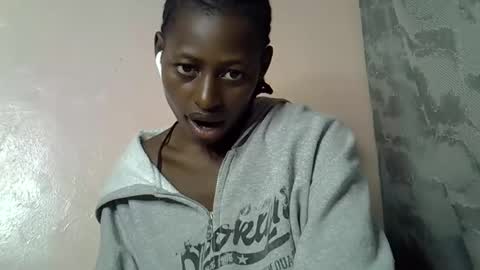 Snapshot of therry_heart chatting on 13, 3, 2026 hearty online show from 13, 3, 2026