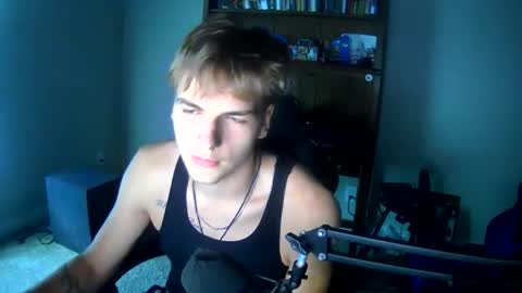 Snapshot of thevincegray chatting on 31, 5, 2026 Vince online show from 31, 5, 2026