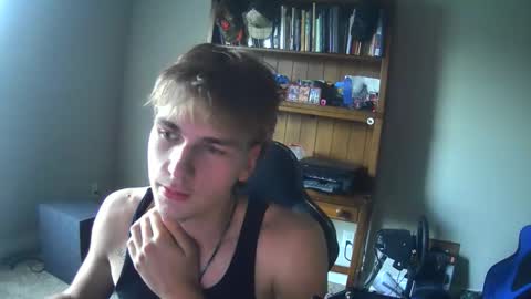 Snapshot of thevincegray chatting on 5, 6, 2026 Vince online show from 5, 6, 2026
