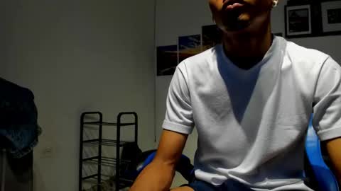 Snapshot of thiago_2004 chatting on 12, 9, 2025 thiago_2004 online show from 12, 9, 2025