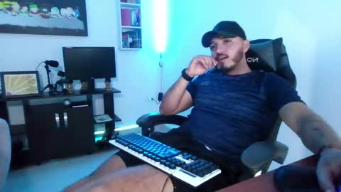 Snapshot of thiago_420 chatting on 15, 5, 2026 thiago_420 online show from 15, 5, 2026