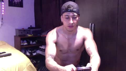 Snapshot of thiago_happy chatting on 26, 2, 2025 thiago_happy online show from 26, 2, 2025