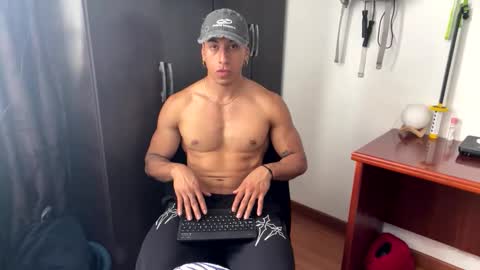 Snapshot of thiago_happy chatting on 25, 3, 2026 thiago_happy online show from 25, 3, 2026