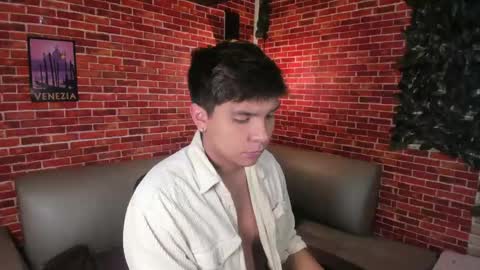 Snapshot of thiago_kozak chatting on 27, 5, 2026 thiago online show from 27, 5, 2026