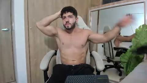 Snapshot of thiago_moretti chatting on 23, 6, 2026 THIAGO online show from 23, 6, 2026