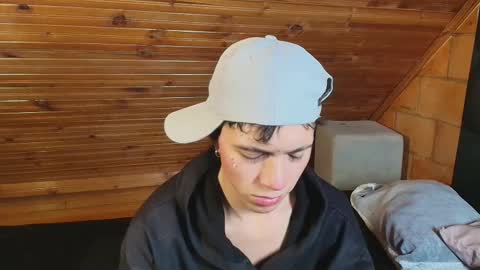 thiago_n_sam online show from 5, 11, 2025