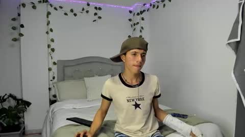 thiago_n_sam online show from 15, 1, 2026