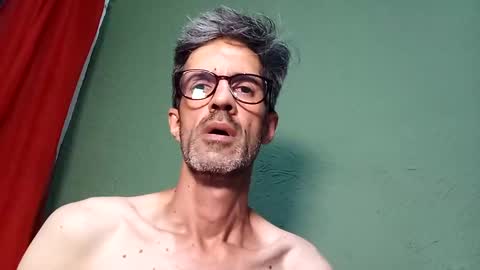 Snapshot of thiago_sexlover chatting on 20, 12, 2024 Thiago sexlover online show from 20, 12, 2024