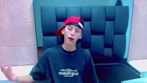 thiago_twink38 online show from 14, 1, 2026