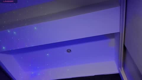 THIAGO MENESES online show from 4, 2, 2026