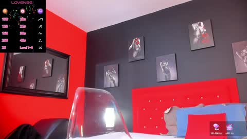 Snapshot of thiagomez17 chatting on 7, 1, 2025 Thia Gomez online show from 7, 1, 2025
