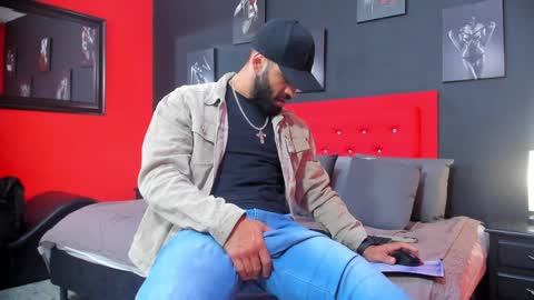 Snapshot of thiagomez17 chatting on 10, 9, 2025 Thia Gomez online show from 10, 9, 2025