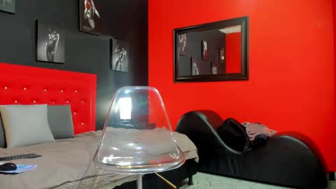 Snapshot of thiagomez17 chatting on 23, 9, 2025 Thia Gomez online show from 23, 9, 2025
