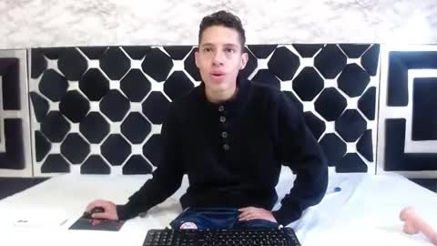 Snapshot of thiagos19 chatting on 21, 6, 2026 Thiago online show from 21, 6, 2026