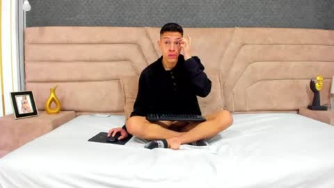 Snapshot of thiagos19 chatting on 3, 7, 2026 Thiago online show from 3, 7, 2026