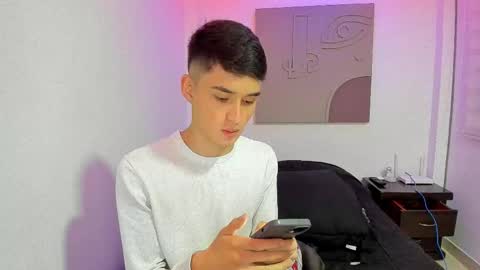 Thiago Wells online show from 5, 3, 2025