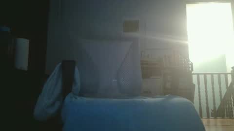 thick2handcurve online show from 16, 12, 2024