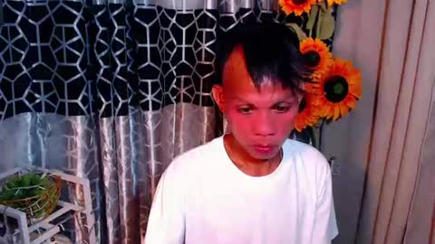 Snapshot of thick_bigcock13 chatting on 5, 7, 2026 gil online show from 5, 7, 2026