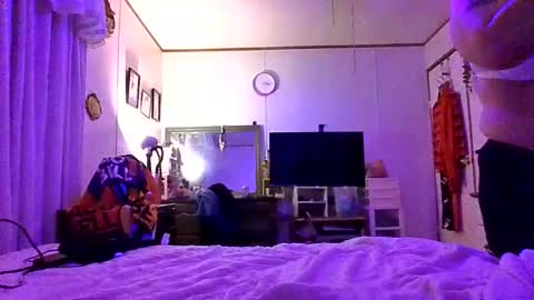 thickassazn93 online show from 16, 12, 2025