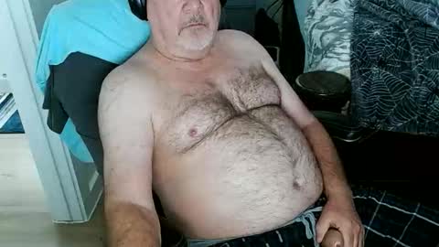 cock is thick online show from 19, 4, 2026