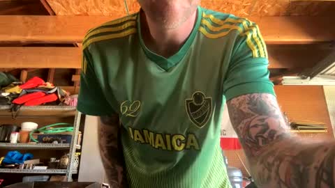 Snapshot of thickcockcali chatting on 3, 3, 2025 CaliLove916 online show from 3, 3, 2025