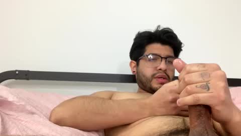 Snapshot of thickcockmatt chatting on 15, 12, 2024 ThickCockMatt online show from 15, 12, 2024