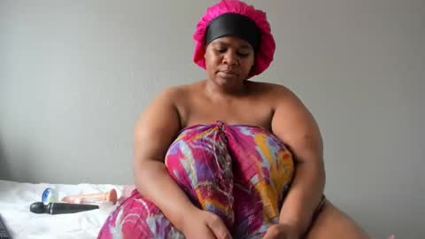 thickleeyanax online show from 16, 1, 2025