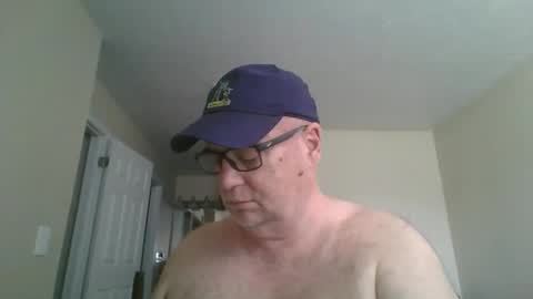 Snapshot of thickwhiteload chatting on 13, 5, 2026 thickwhiteload online show from 13, 5, 2026