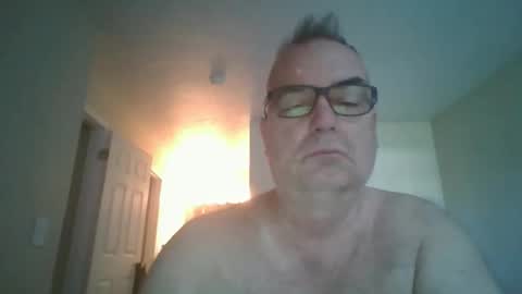 Snapshot of thickwhiteload chatting on 18, 5, 2026 thickwhiteload online show from 18, 5, 2026