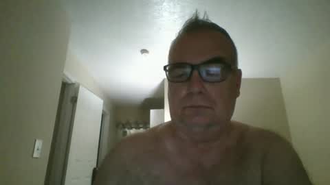 Snapshot of thickwhiteload chatting on 5, 6, 2026 thickwhiteload online show from 5, 6, 2026