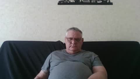 Snapshot of thierrysymp chatting on 8, 6, 2026 Thierrysymp online show from 8, 6, 2026