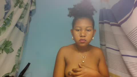 Snapshot of thierryzz chatting on 9, 7, 2026 thierryzz online show from 9, 7, 2026