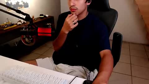 Snapshot of thieves_us chatting on 2, 3, 2026 thieves_us online show from 2, 3, 2026