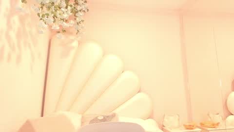 Thifany online show from 20, 1, 2025