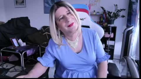 Snapshot of thihold chatting on 21, 7, 2026 thihold online show from 21, 7, 2026