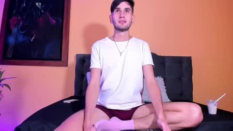 Thiiago online show from 11, 12, 2024