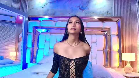 Eva  online show from 2, 1, 2025