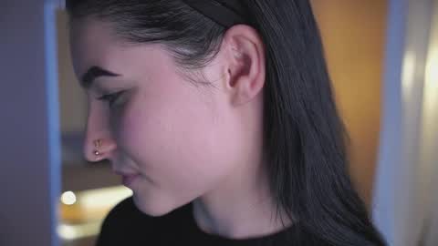 Snapshot of this_is_lilly chatting on 25, 4, 2026 Lilly online show from 25, 4, 2026