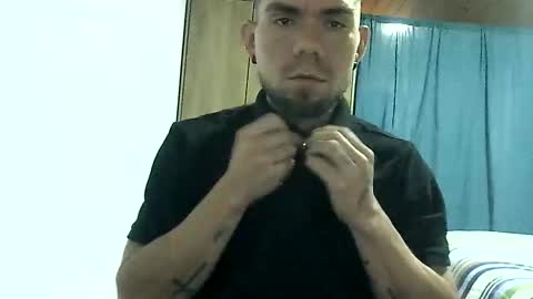 Snapshot of thomas2wood chatting on 12, 4, 2026 Thomas2Wood online show from 12, 4, 2026